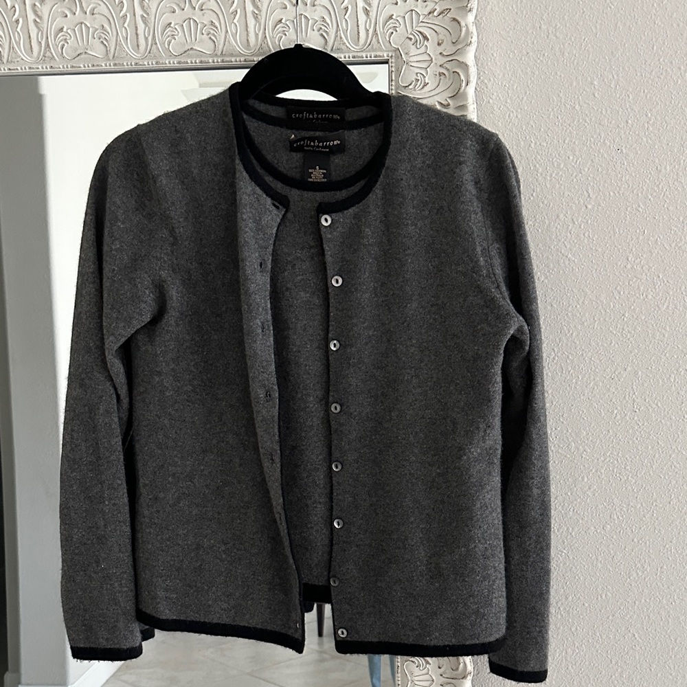Croft & Barrow Cashmere Gray Sweater Set
